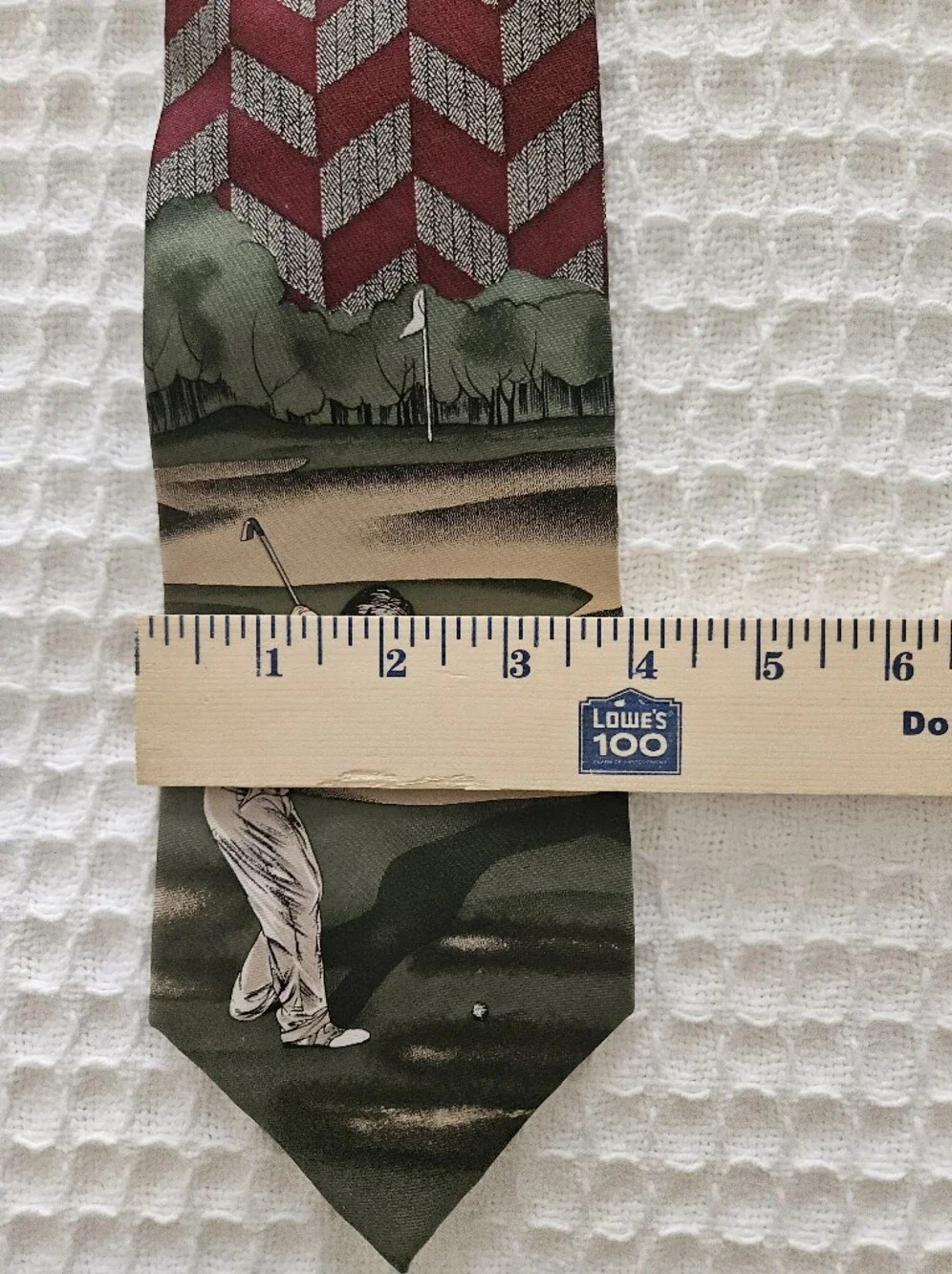 Pebble Beach Men's Burgundy Golf Theme Geometric Silk Tie Classic One Size